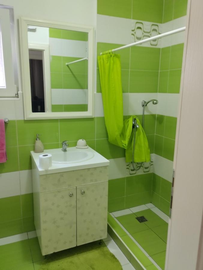 Apartman All Seasons Hotonj Esterno foto